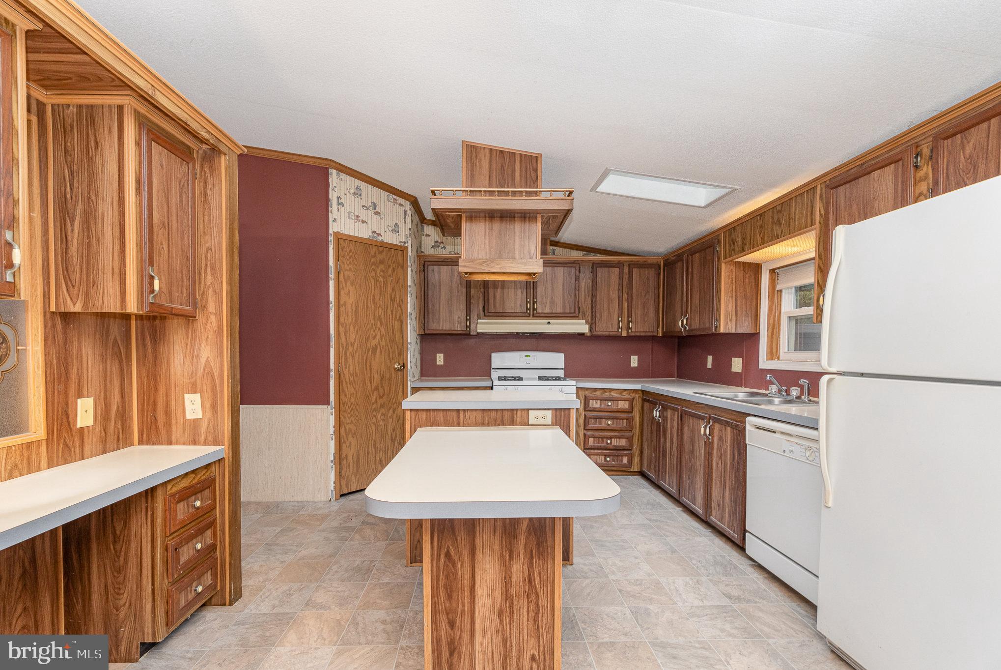 151 Sun Valley Road Elizabethtown, PA 17022 - Photo 9 of 27 Gallery Image 9