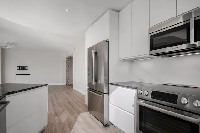 $3,600 | 335 Bridge Street Northwest, Unit 1406, Grand Rapids, MI 49504