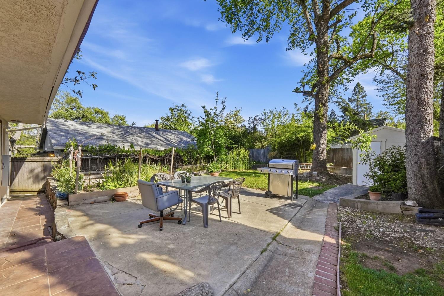 159 Harris Street Grass Valley, CA 95945 - Photo 14 of 30
