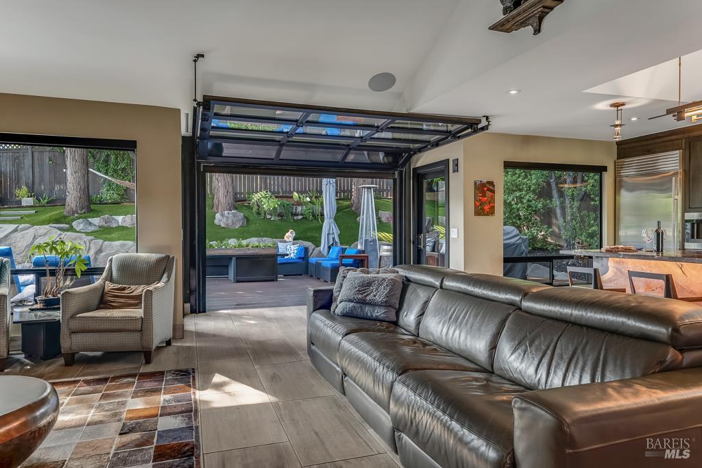1515 San Ramon Way Santa Rosa, CA 95409 - Photo 15 of 75