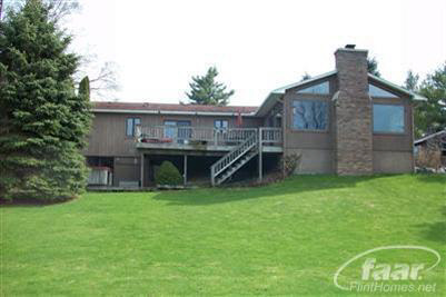 11072 West Mount Morris Road Flushing, MI 48433 - Photo 11 of 12 20234575-10.JPG