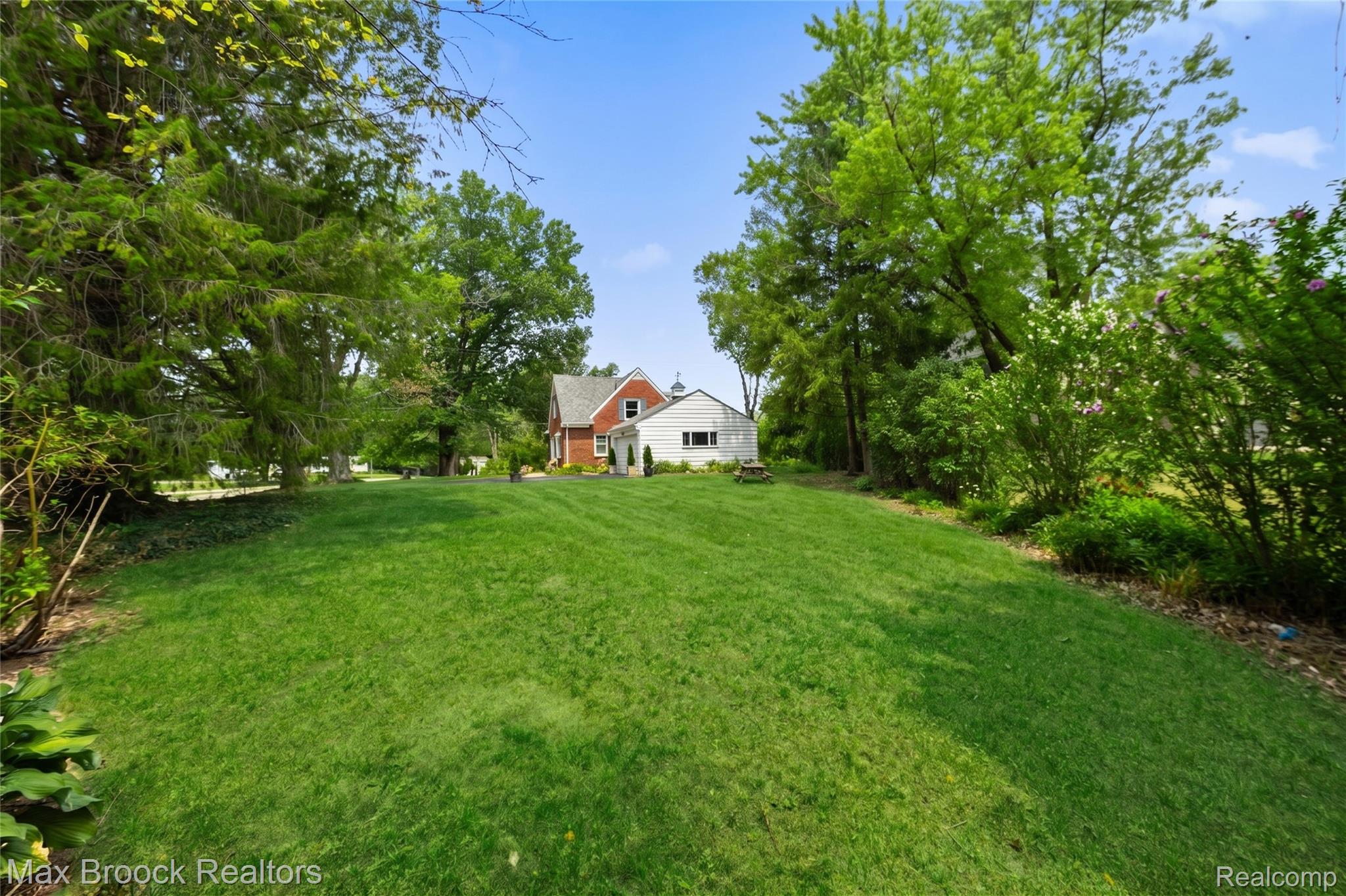 2425 Rutherford Road Bloomfield Hills, MI 48302 - Photo 5 of 35 CG72026-40.jpg