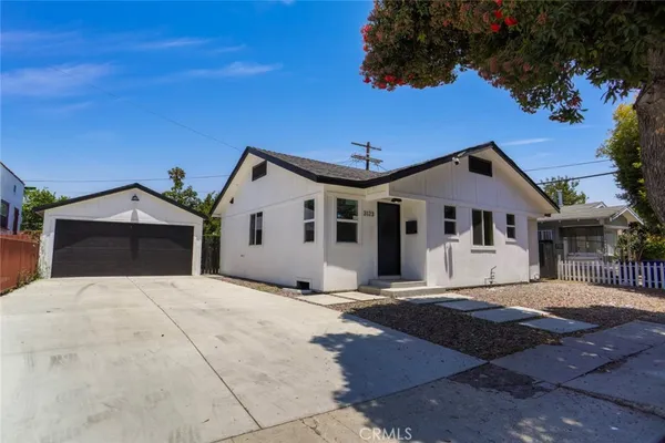 $745,000 | 3123 Hyde Park Boulevard, Los Angeles, CA 90043