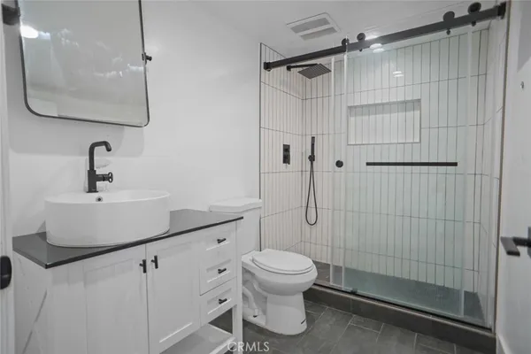 $745,000 | 3123 Hyde Park Boulevard, Los Angeles, CA 90043
