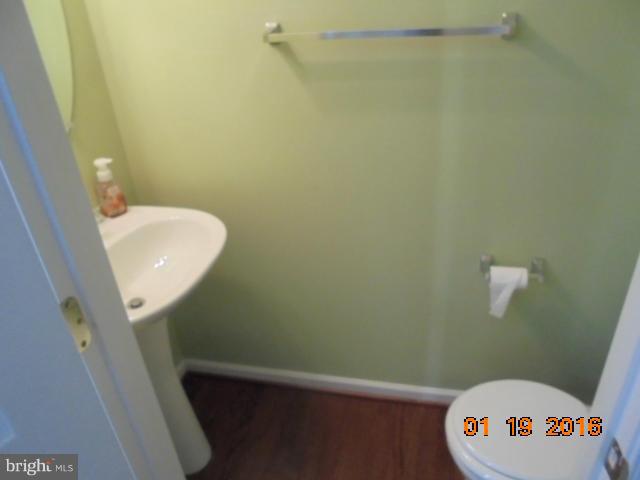 9750 Biggs Road Middle River, MD 21220 - Photo 12 of 21 Bath