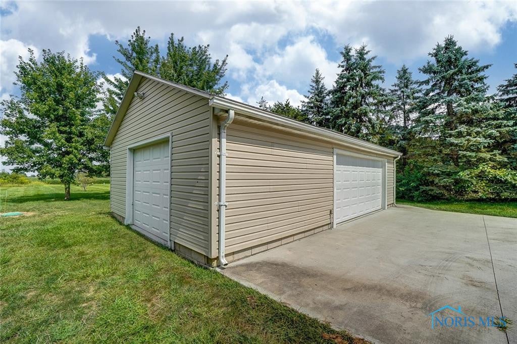 5301 Brown Road Oregon, OH 43616 - Photo 36 of 38 Gallery Image 36