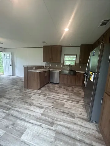 $134,900 | 325 Cherry Creek Drive, Shepherd, TX 77371