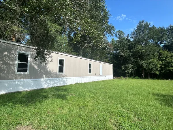 $152,000 | 325 Cherry Creek Drive, Shepherd, TX 77371