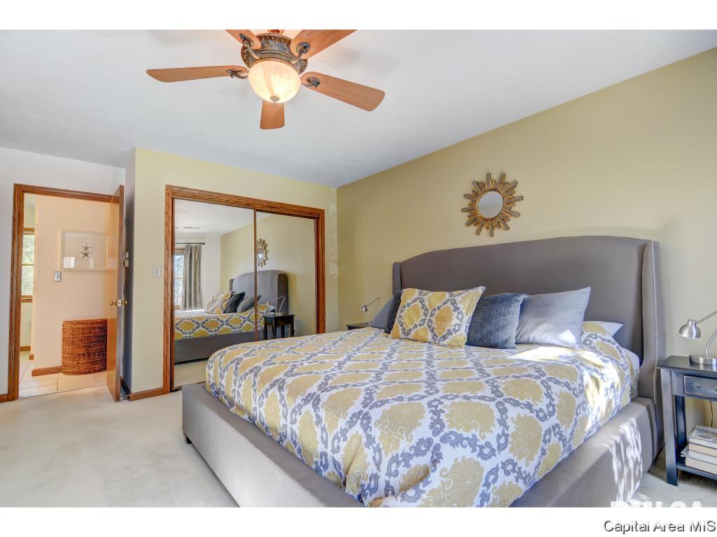 3601 Spanish Trace Springfield, IL 62711 - Photo 18 of 36