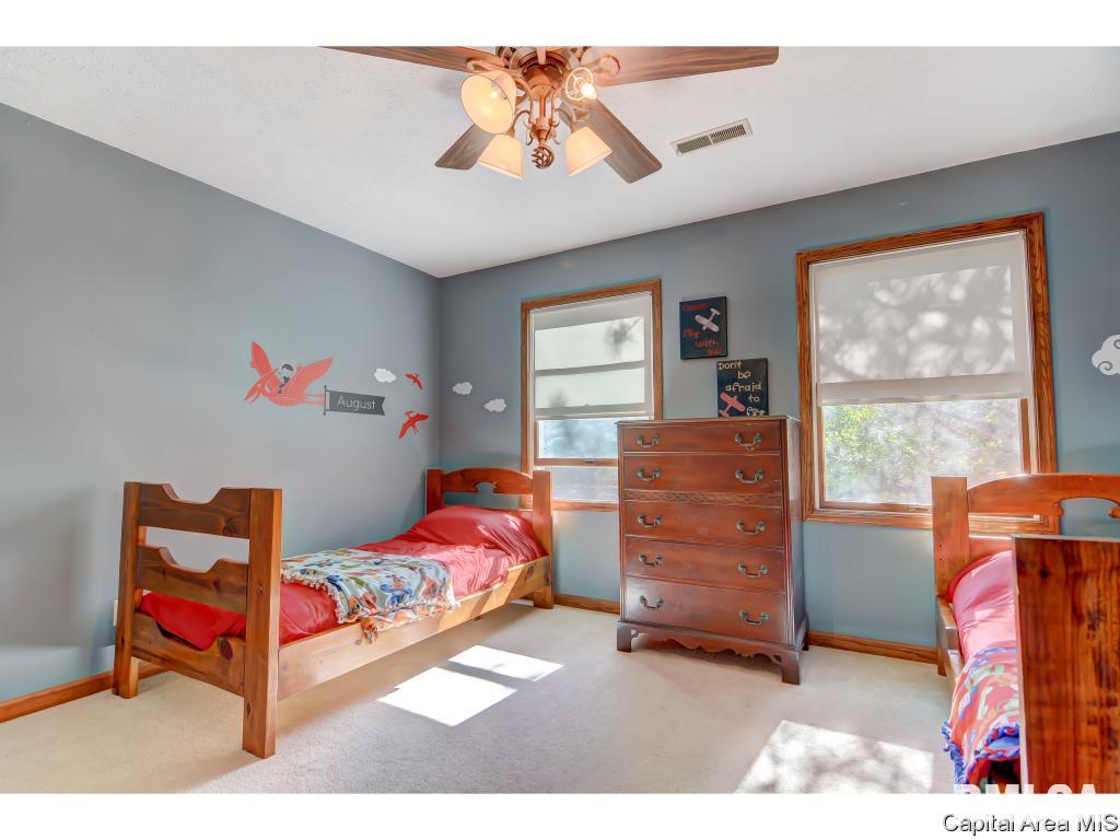 3601 Spanish Trace Springfield, IL 62711 - Photo 22 of 36