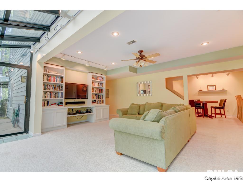 3601 Spanish Trace Springfield, IL 62711 - Photo 27 of 36