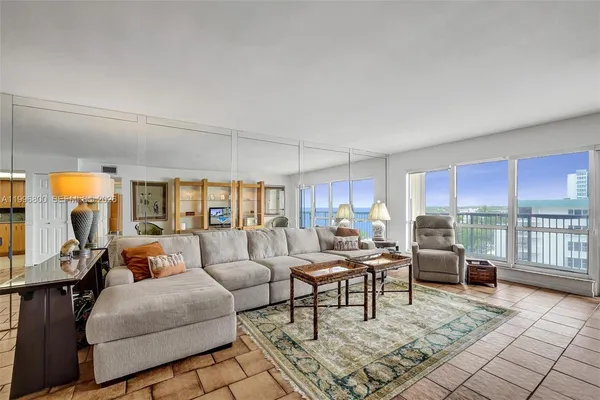 $599,000 | 1800 South Ocean Boulevard, Unit 703, Lauderdale-by-the-Sea, FL 33062