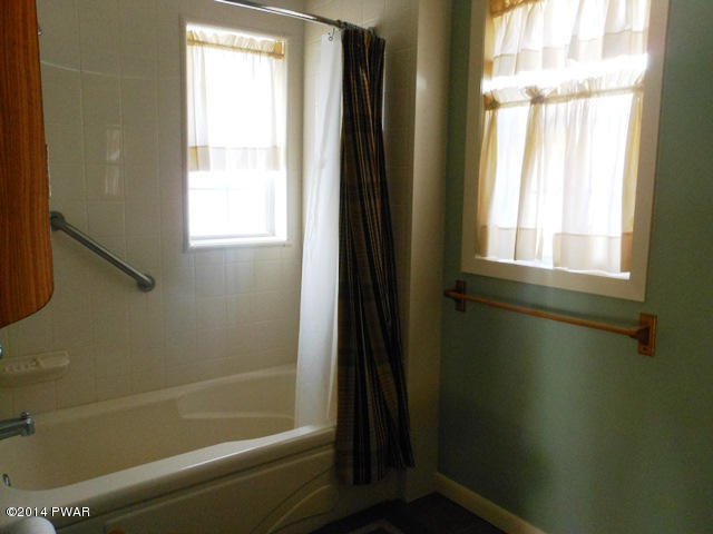 129 Ness Road Dingmans Ferry, PA 18328 - Photo 16 of 22 Gallery Image 16