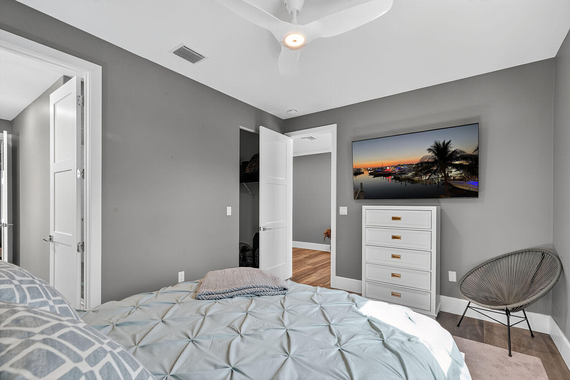 435 Sombrero Beach Road Marathon, FL 33050 - Photo 27 of 64 Main Floor Front Bedroom