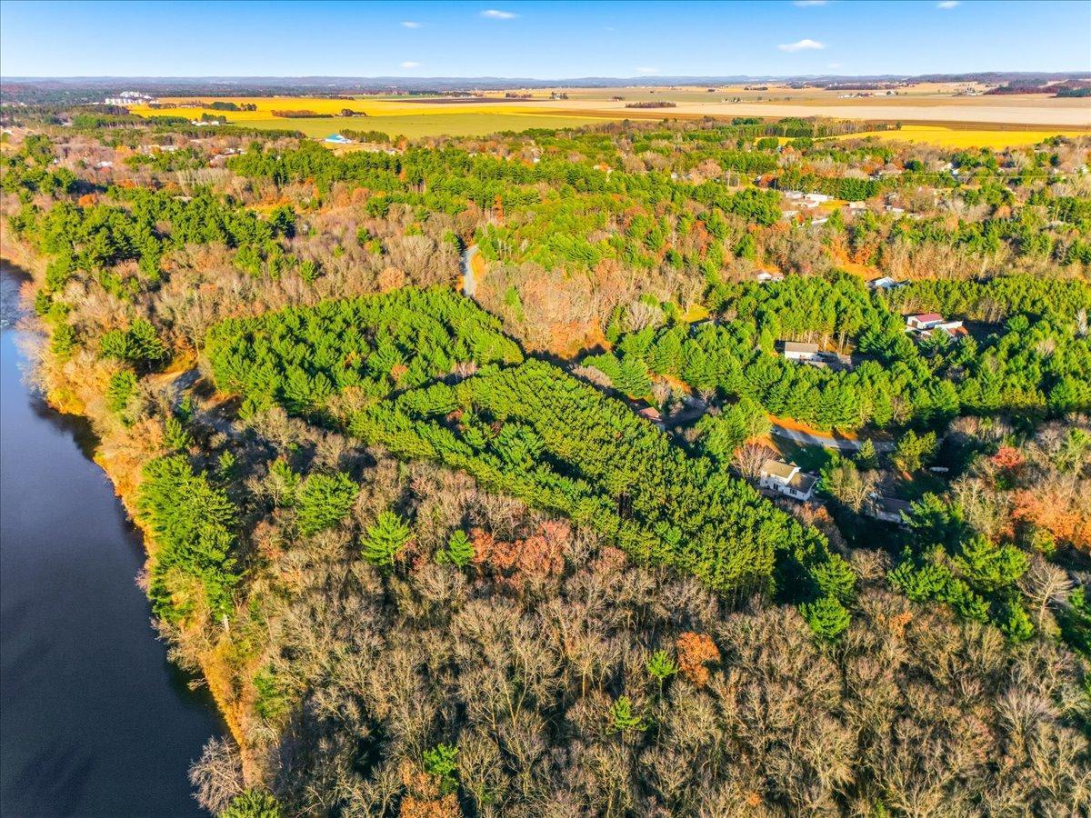 6851 550th Street Menomonie, WI 54751 - Photo 4 of 29