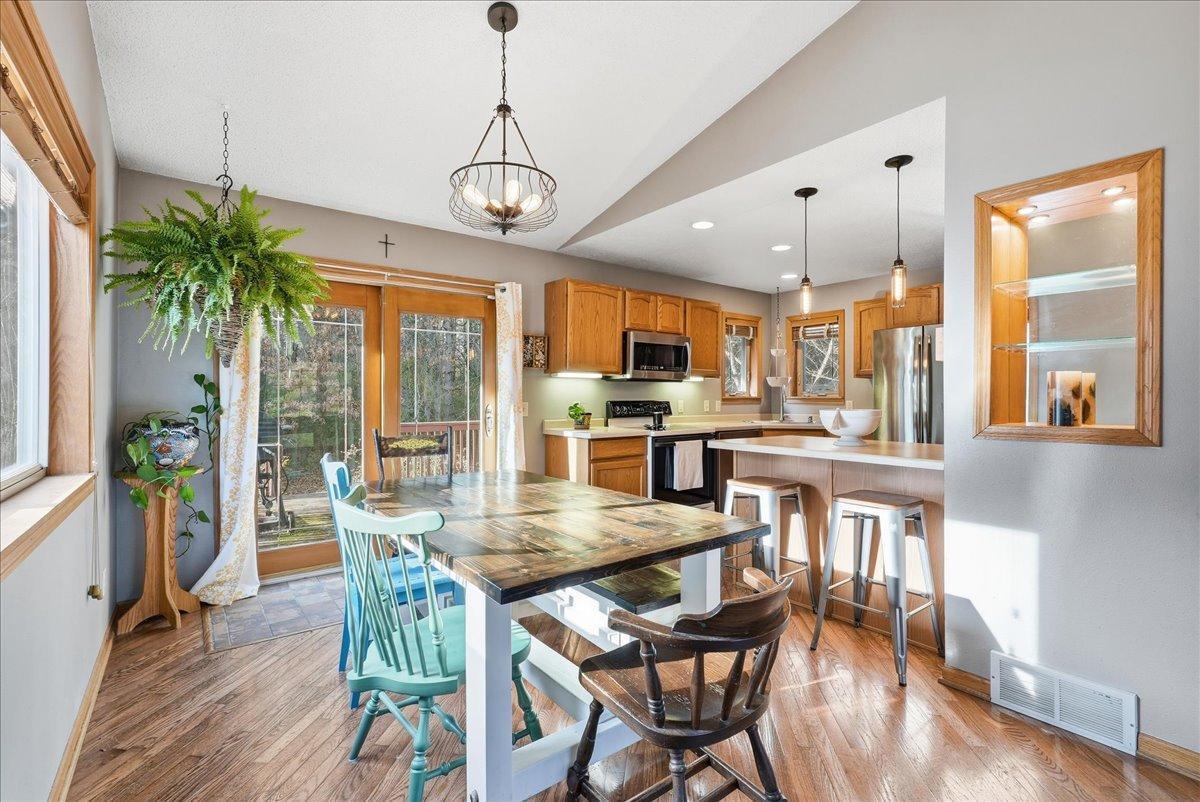 6851 550th Street Menomonie, WI 54751 - Photo 7 of 29