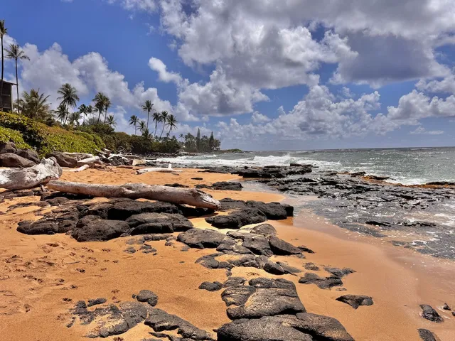 a sign that is on the wall of a building