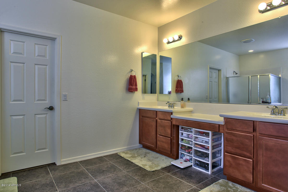 20631 West Ridge Road Buckeye, AZ 85396 - Photo 16 of 22 1-19
