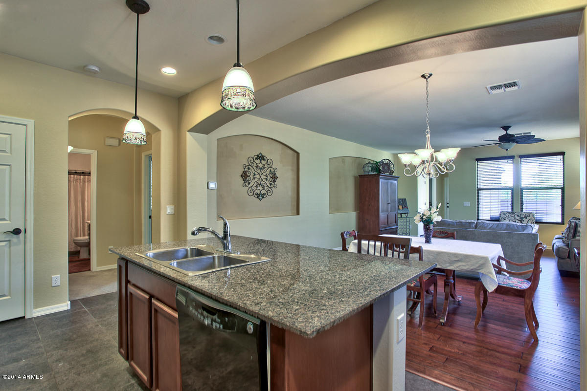 20631 West Ridge Road Buckeye, AZ 85396 - Photo 6 of 22 1-7