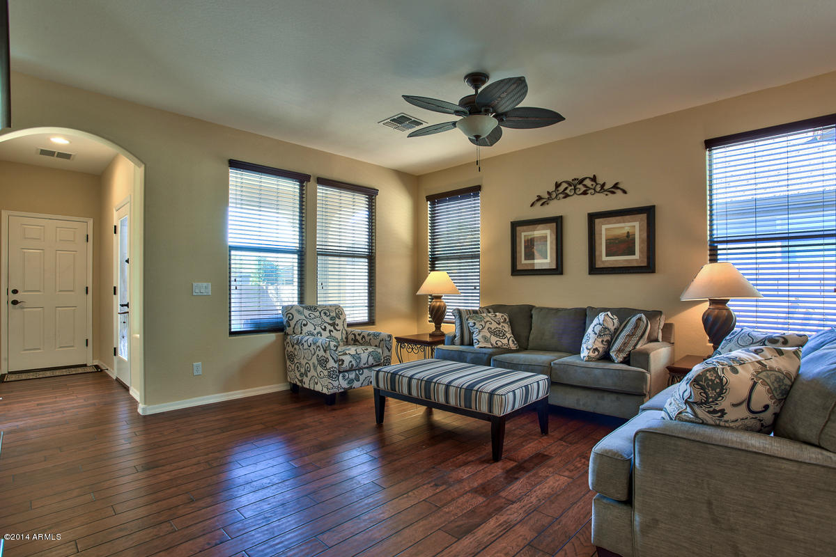 20631 West Ridge Road Buckeye, AZ 85396 - Photo 9 of 22 1-10