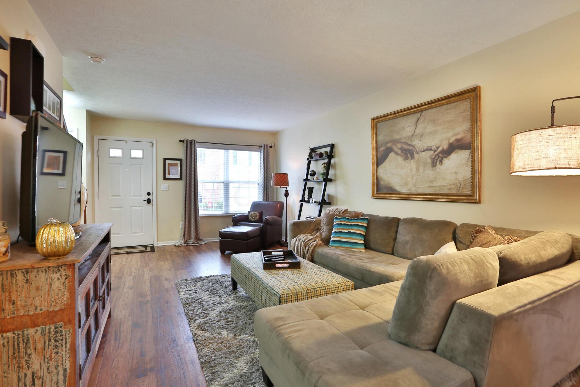 8300 Bruntsfield Road Columbus, OH 43235 - Photo 5 of 32 Gallery Image 5