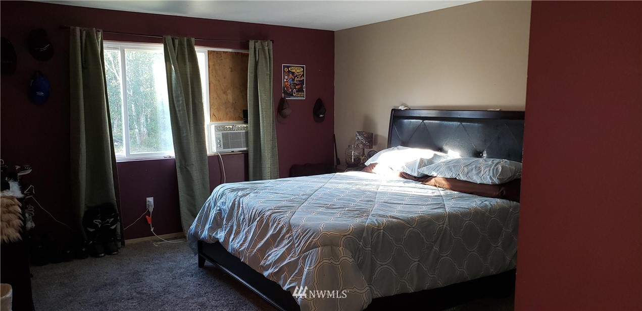 3332 East Rasor Road Belfair, WA 98528 - Photo 14 of 29 Gallery Image 14