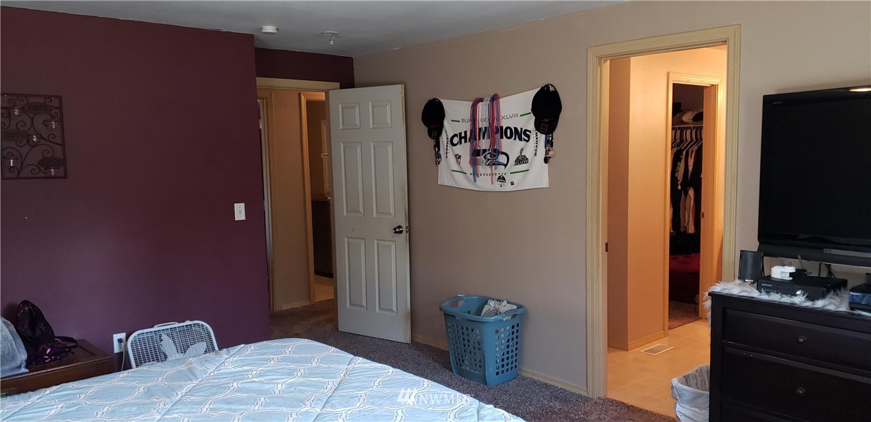 3332 East Rasor Road Belfair, WA 98528 - Photo 15 of 29 Gallery Image 15