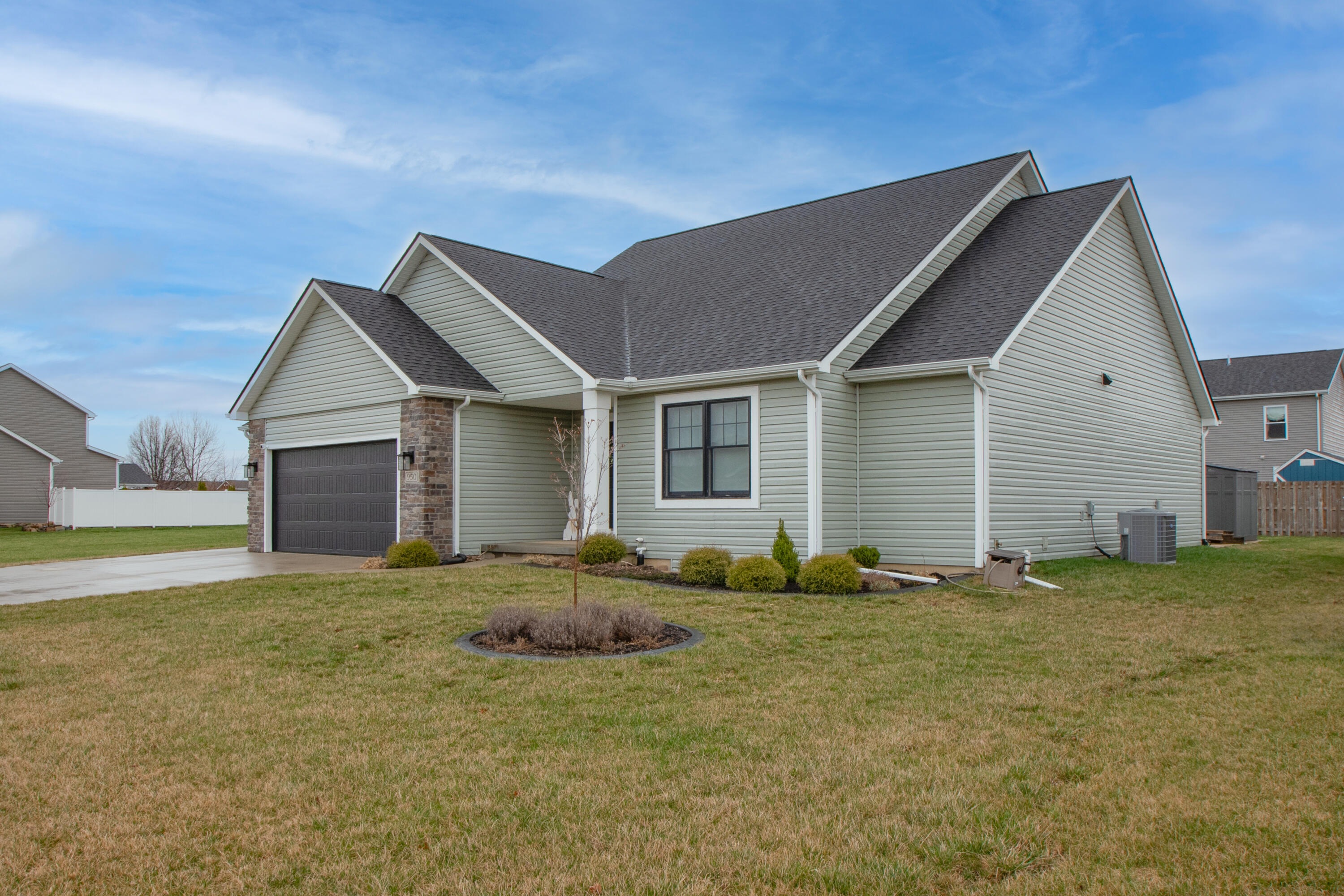 950 Sunrise Drive Bremen, IN 46506 - Photo 7 of 44 3000x2000