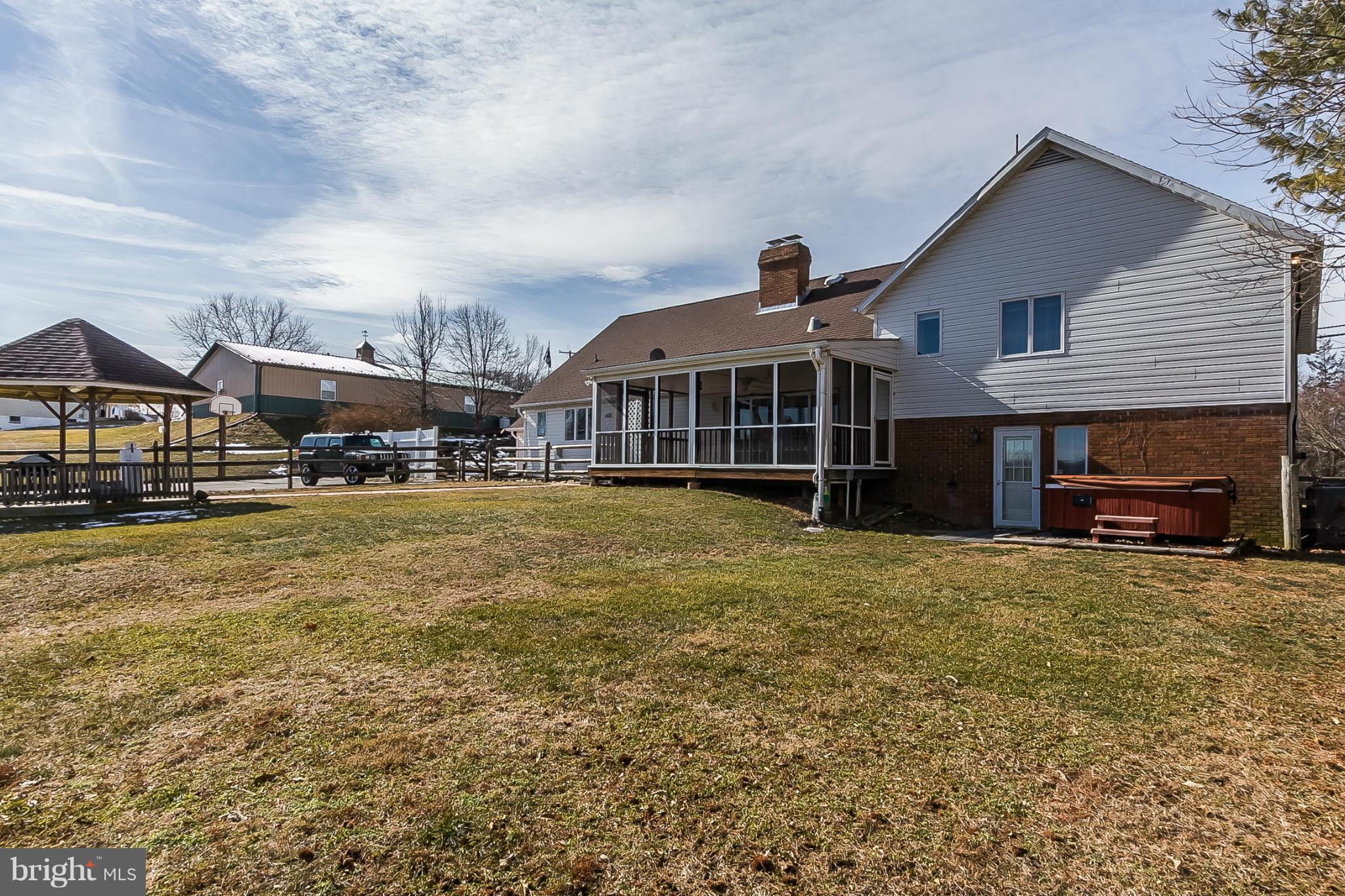 18507 Upper Beckleysville Road Hampstead, MD 21074 - Photo 22 of 30 Exterior (Rear)