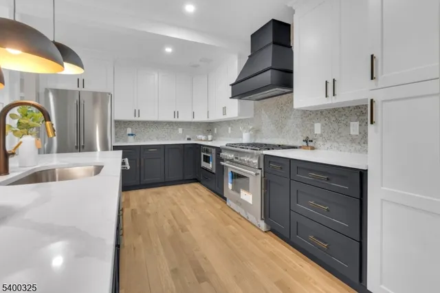 $909,000 | 153 Garfield Place, Maplewood, NJ 07040