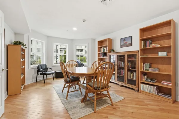 $289,000 | 27 Greenleaves Drive, Unit 726, Amherst, MA 01002