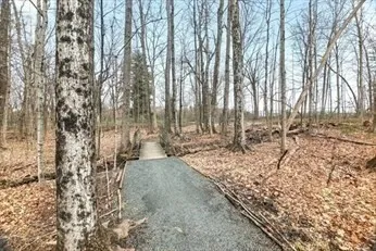 $289,000 | 27 Greenleaves Drive, Unit 726, Amherst, MA 01002