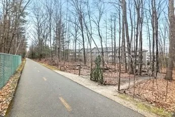$289,000 | 27 Greenleaves Drive, Unit 726, Amherst, MA 01002