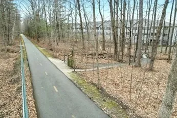 $289,000 | 27 Greenleaves Drive, Unit 726, Amherst, MA 01002