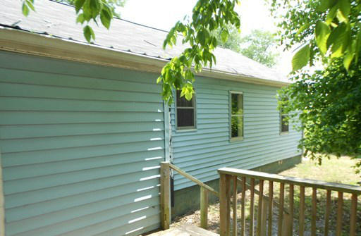111 Farmer Road Rockford, TN 37853 - Photo 2 of 8 Back