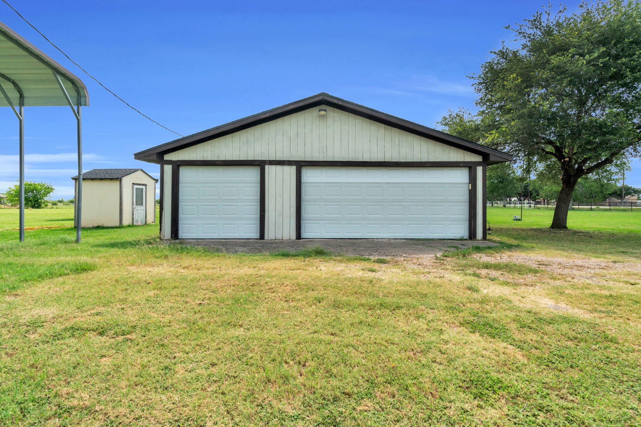37038 Bell Road Waller, TX 77484 - Photo 24 of 33 a view of front of house with garage