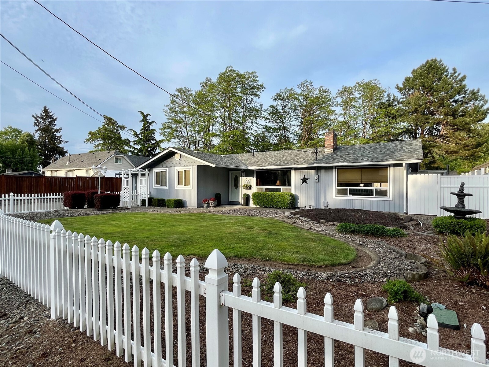 14415 Golden Given Road East Tacoma, WA 98445 - Photo 2 of 28