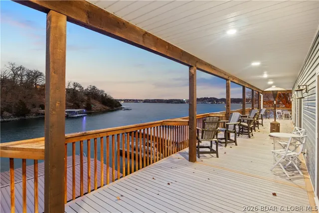 $1,399,900 | 42 Branch Road, Lake Ozark, MO 65049