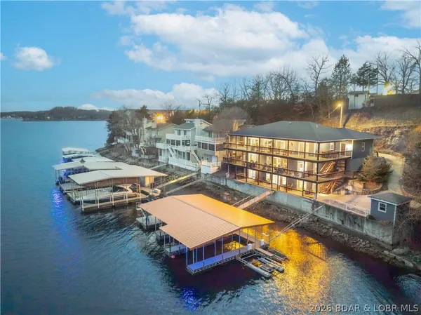 $1,399,900 | 42 Branch Road, Lake Ozark, MO 65049