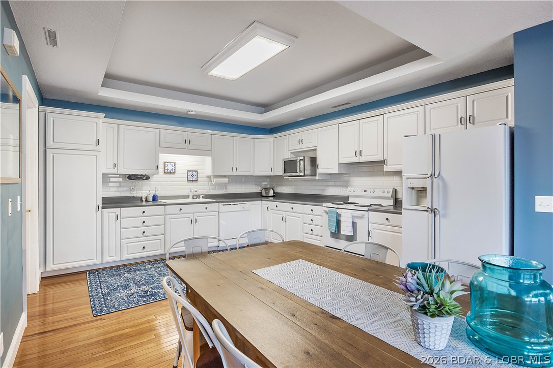 42 Branch Road Lake Ozark, MO 65049 - Photo 10 of 66 Middle Level