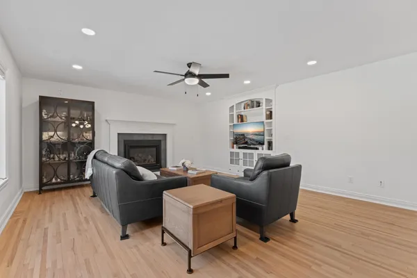 $1,200,000 | 5435 Howard Street Northwest, Rochester, MN 55901