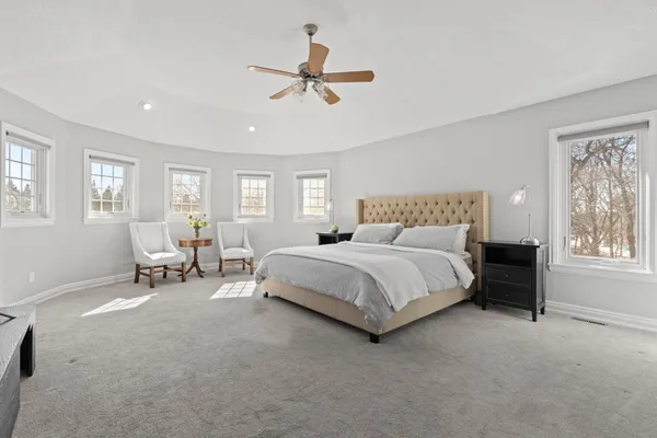 $1,200,000 | 5435 Howard Street Northwest, Rochester, MN 55901