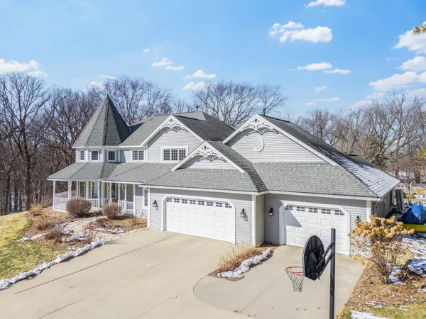 $1,200,000 | 5435 Howard Street Northwest, Rochester, MN 55901