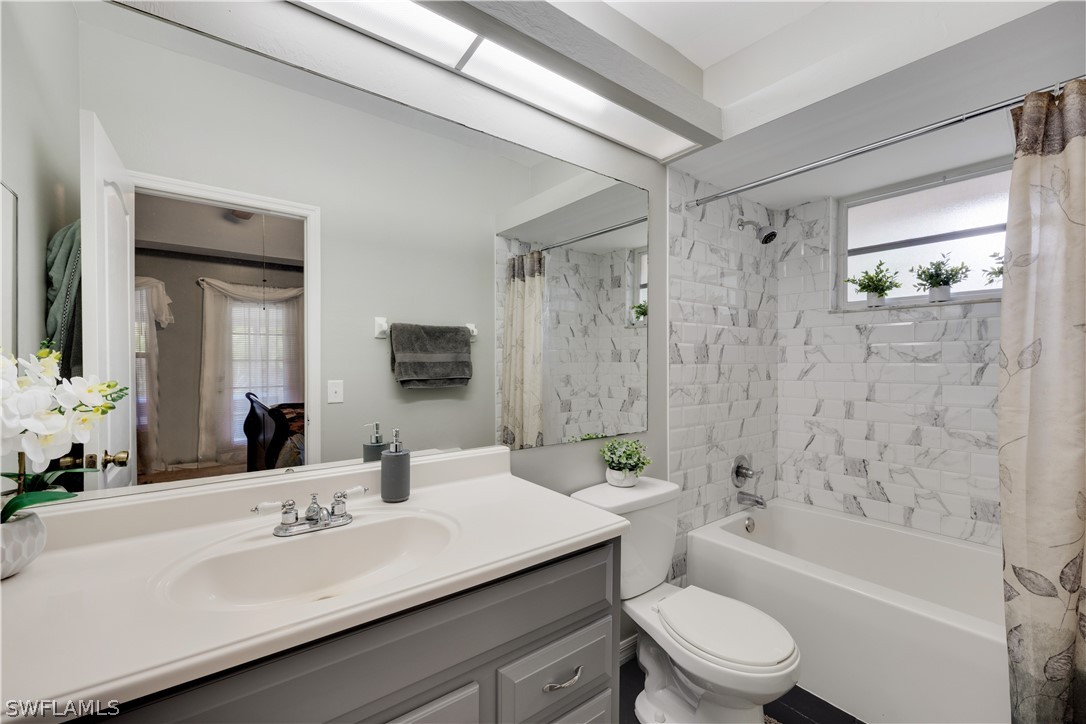 18372 Heather Road Fort Myers, FL 33967 - Photo 12 of 21 Gallery Image 12