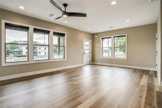 $850,000 | 15021 Broadmoor Street, Overland Park, KS 66223