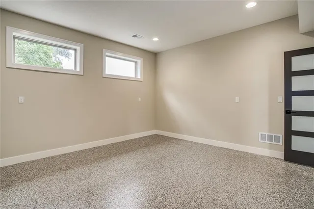 $850,000 | 15021 Broadmoor Street, Overland Park, KS 66223