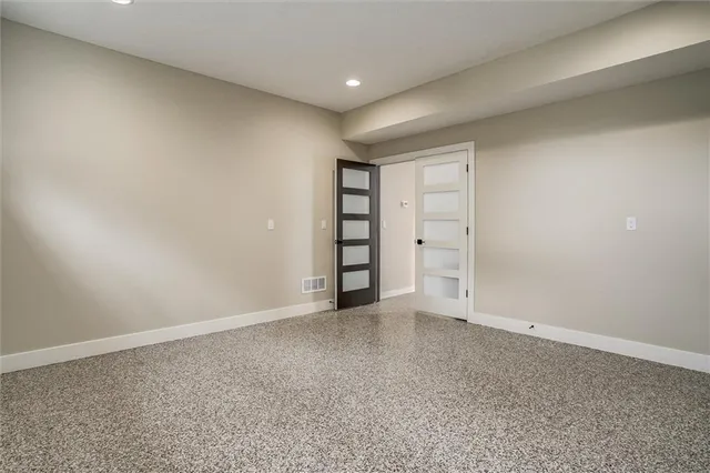 $850,000 | 15021 Broadmoor Street, Overland Park, KS 66223