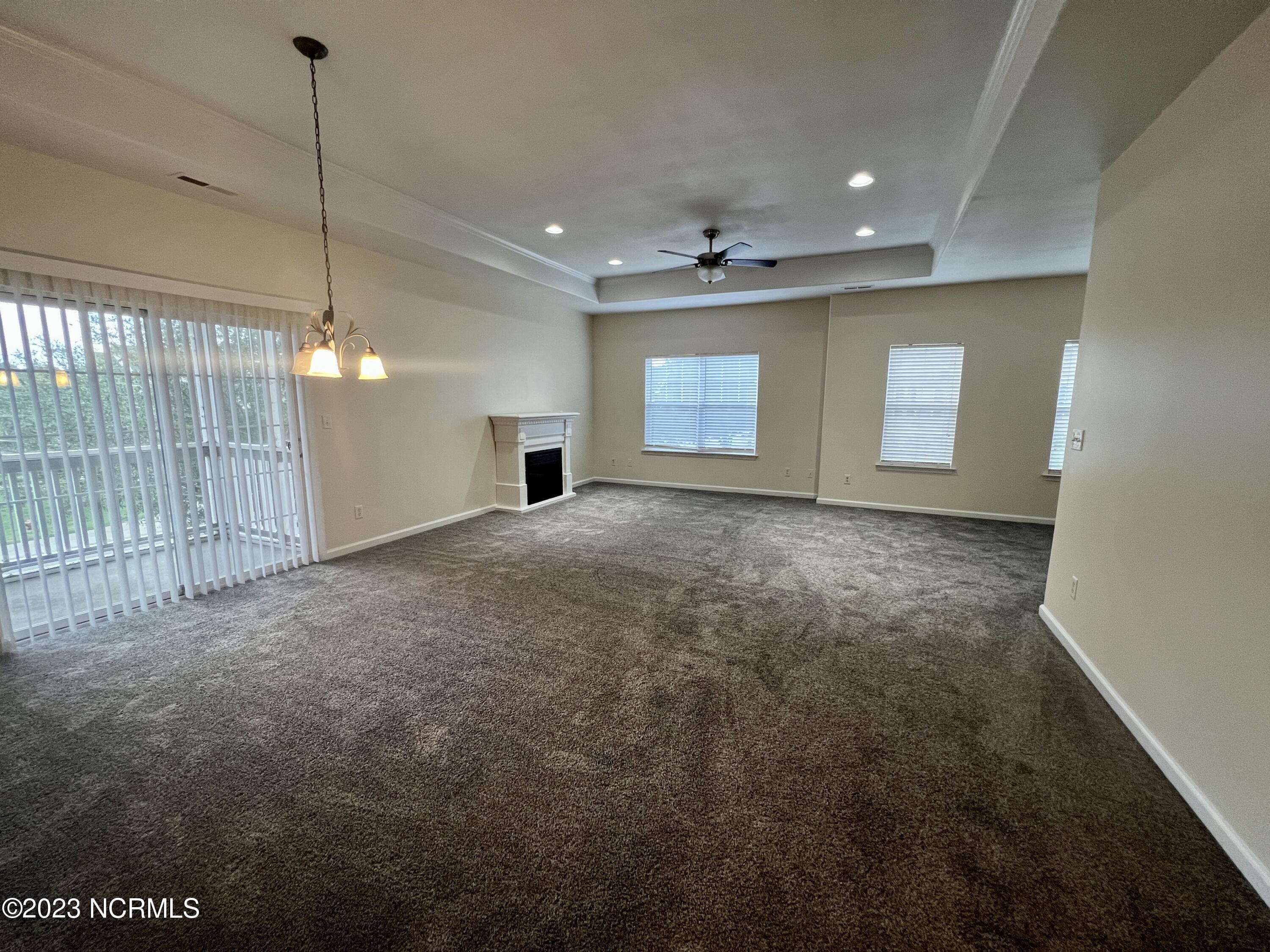 102 Osprey Cove Elizabeth City, NC 27909 - Photo 2 of 15 IMG_6061 2023-09-10 14_36_41