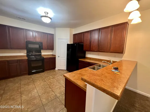 $2,300 | 102 Osprey Cove, Elizabeth City, NC 27909