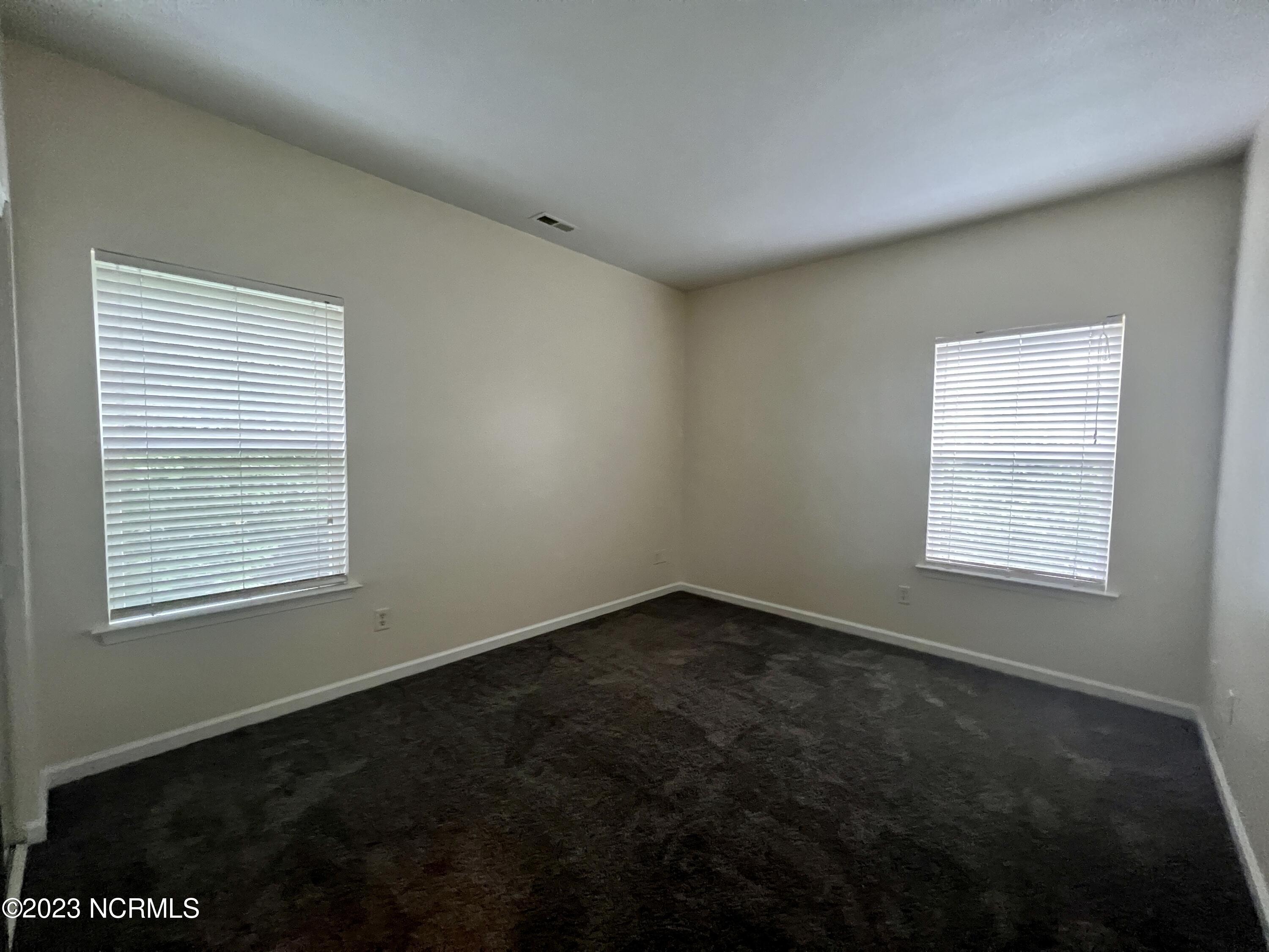 102 Osprey Cove Elizabeth City, NC 27909 - Photo 10 of 15 IMG_6074 2023-09-10 14_37_52